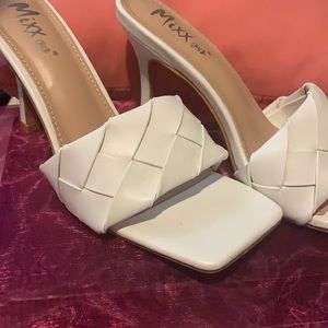 Miss Lola heels white 7.5
